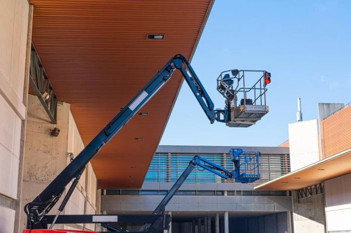 Air Conditioning Crane Service: Faster, Safer HVAC Lifting Solutions