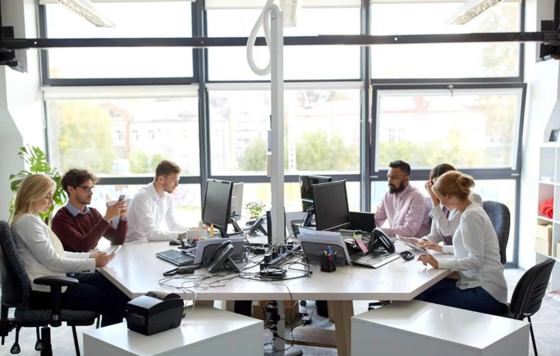 Why Professional Server & Network Infrastructure Installation Matters for Modern Businesses