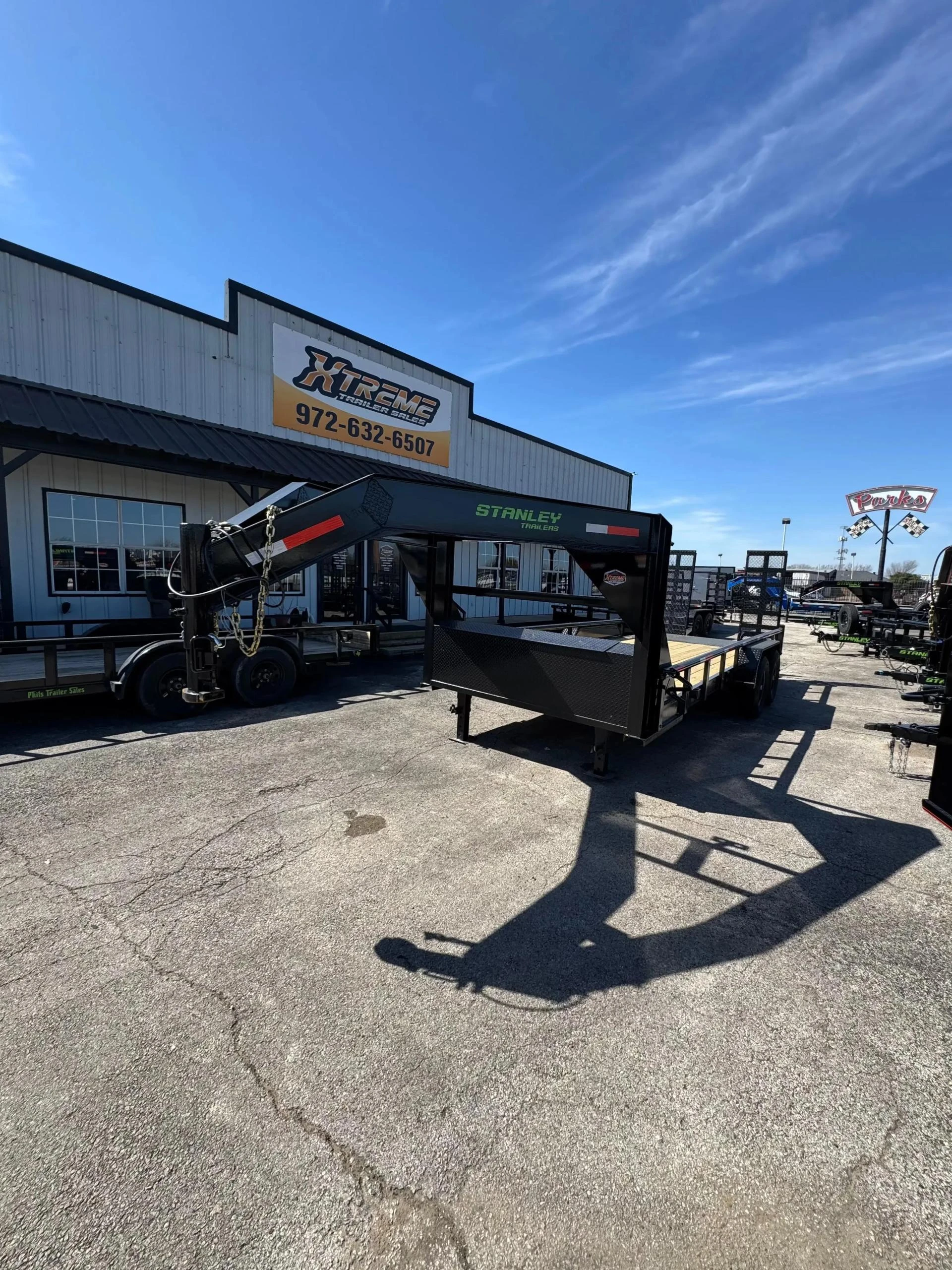 5 Key Things to Check Before Buying a Used Horse Trailer