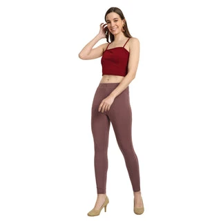 How to Create Chic Outfits With Light Brown Leggings