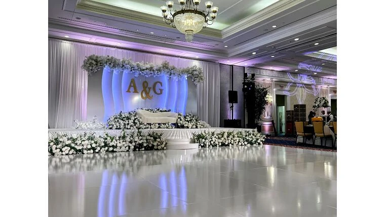 Wedding Event Planner in Raleigh | Striking Trend