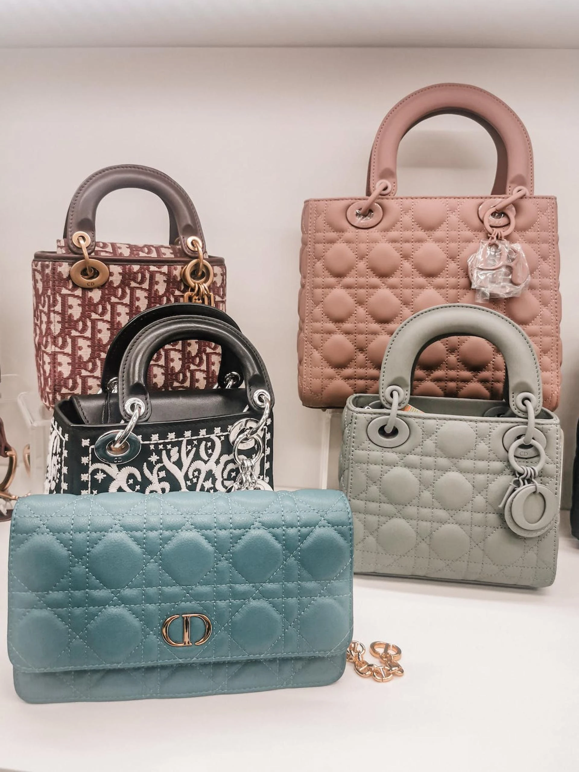 Tangerine Luxury Transforms the Fashion Industry with Preloved Luxury Treasures