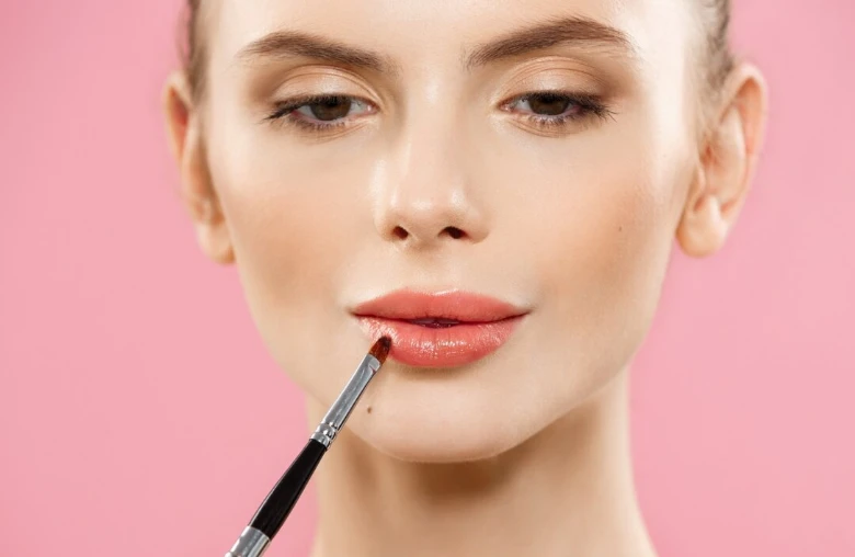 Lip Fillers in Dubai: Subtle Lip Enhancement for Soft Volume and Definition
