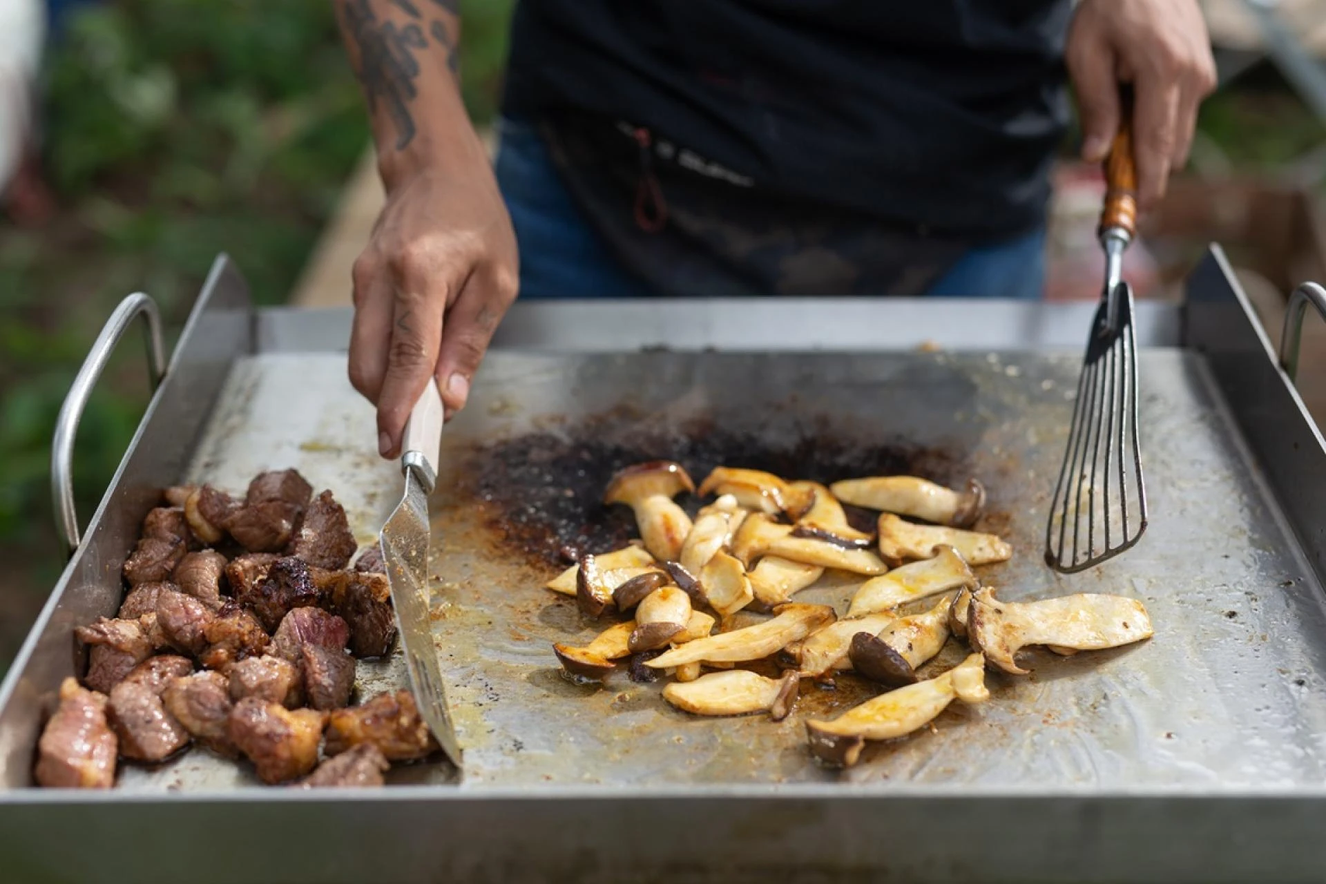 How Airbnb Culture is Fueling the Rise of BBQ Catering in Palmetto Bay?