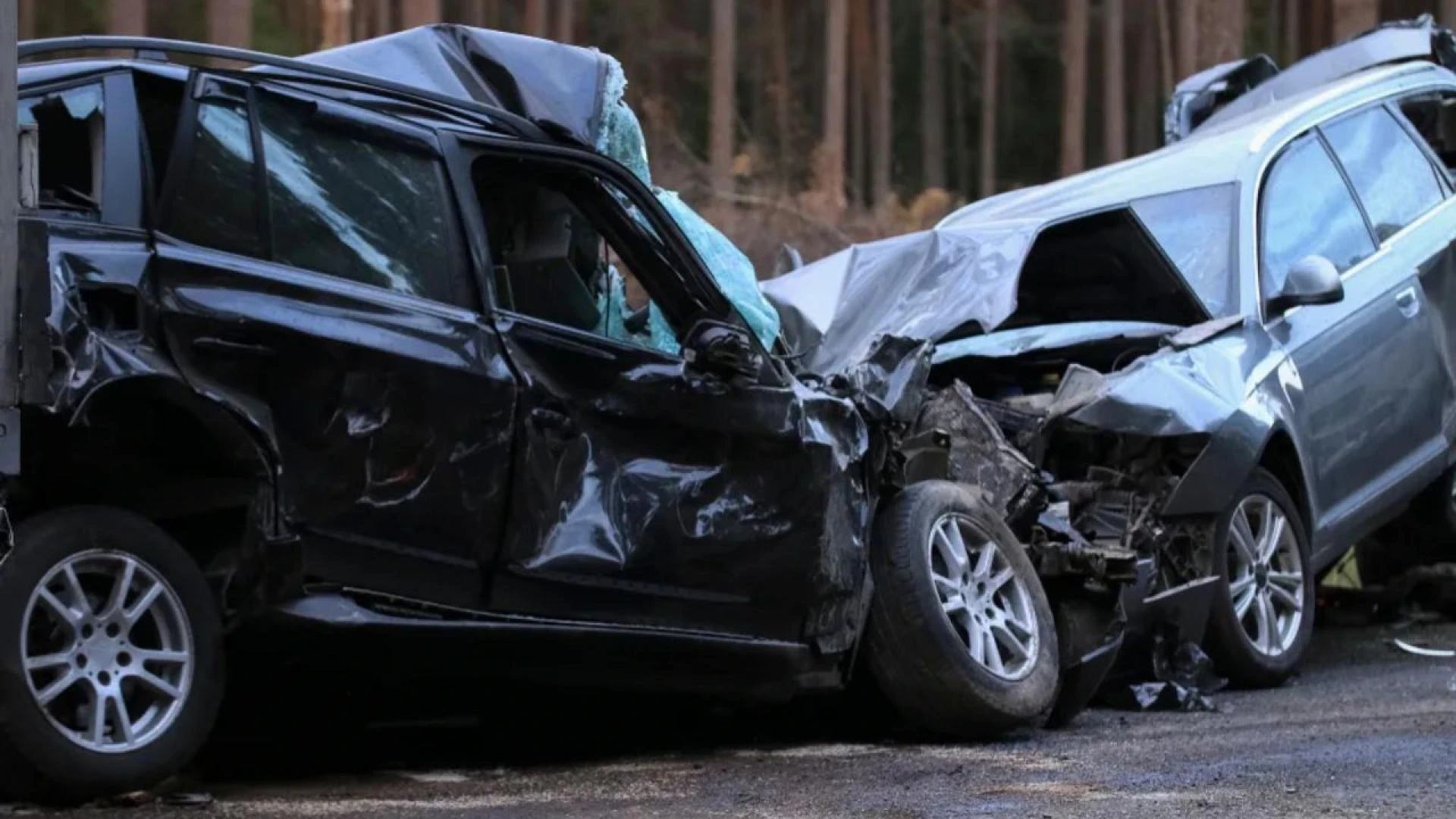 6 Signs You Need a Tampa Car Crash Lawyer After an Accident