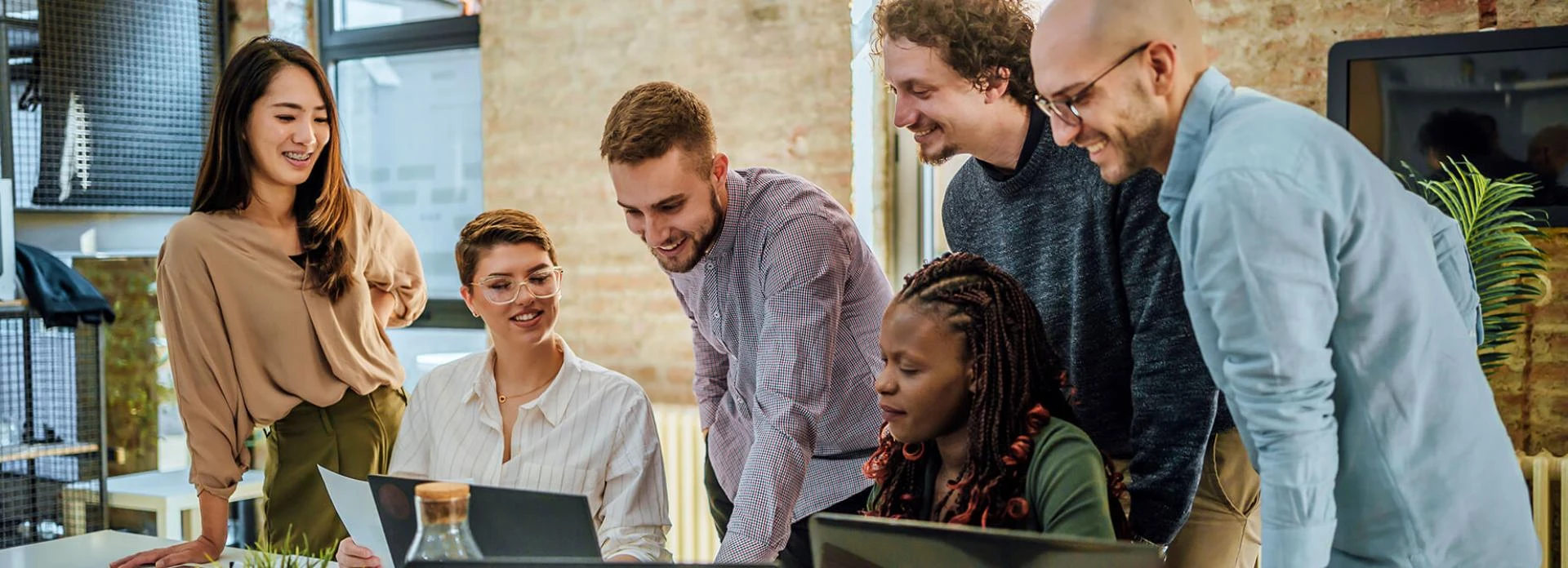 What Leaders Need to Know Before Investing in B2B Marketing Consulting Services