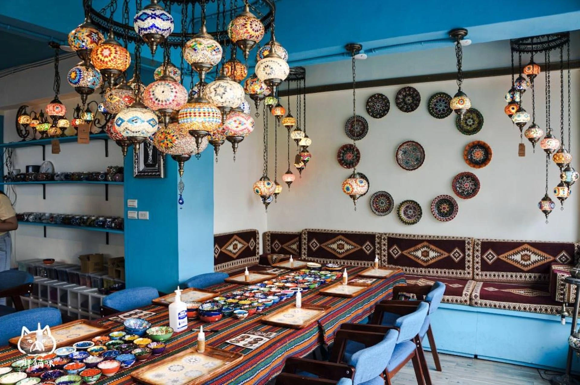 Shared Creative Experiences for Modern Makers