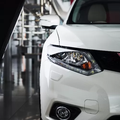 Work and Travel Between Dubai and Abu Dhabi