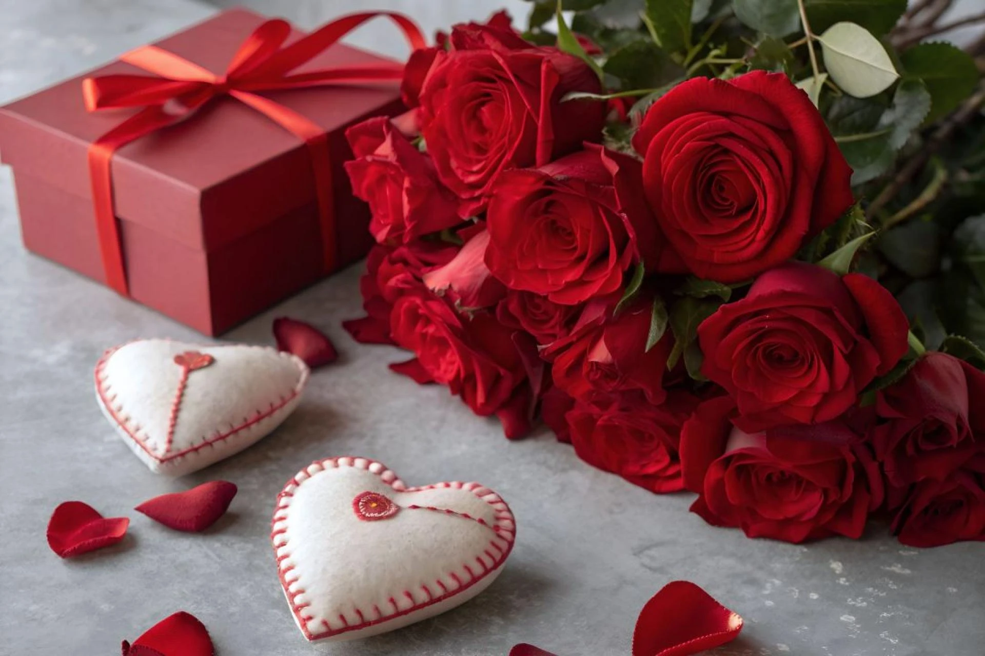 Valentine’s Day Ideas 2026: Romantic Flowers, Gift Ideas & Date Night Inspiration