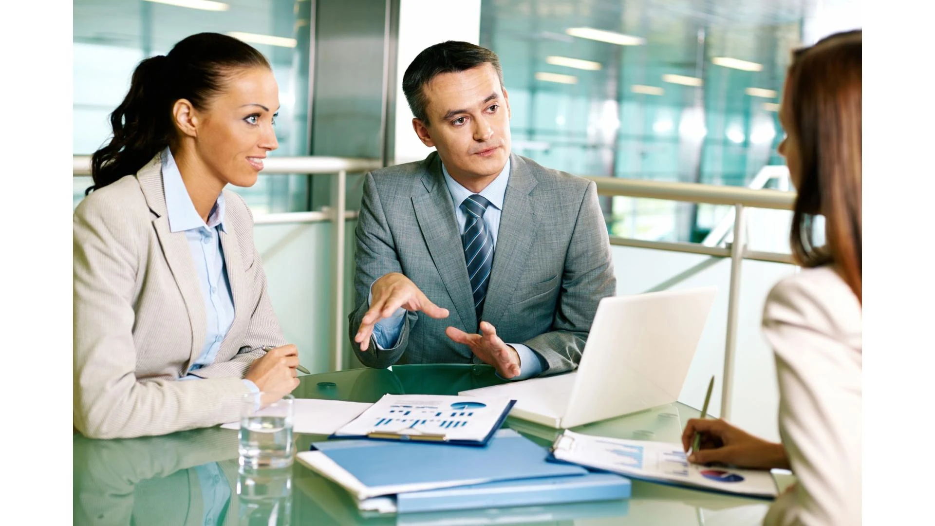 How Can a Commercial Insurance Broker in Houston, TX Support Churches and Ministries?