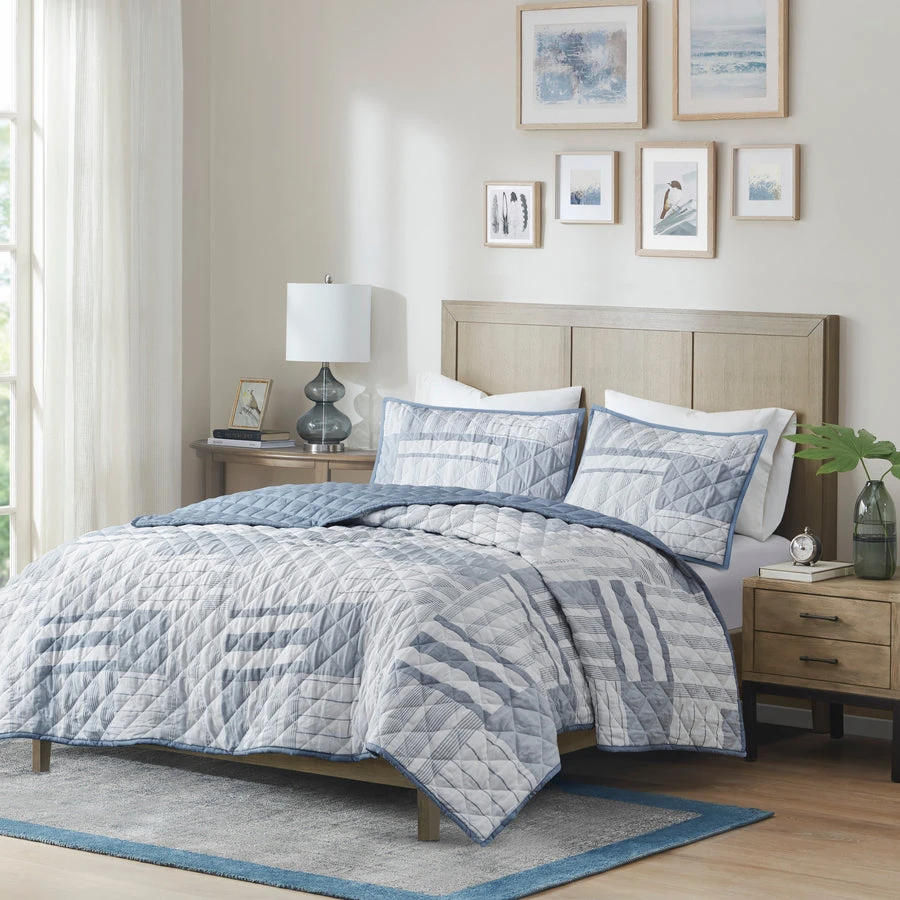 Top Bedding Mistakes That Are Ruining Your Bedroom Look