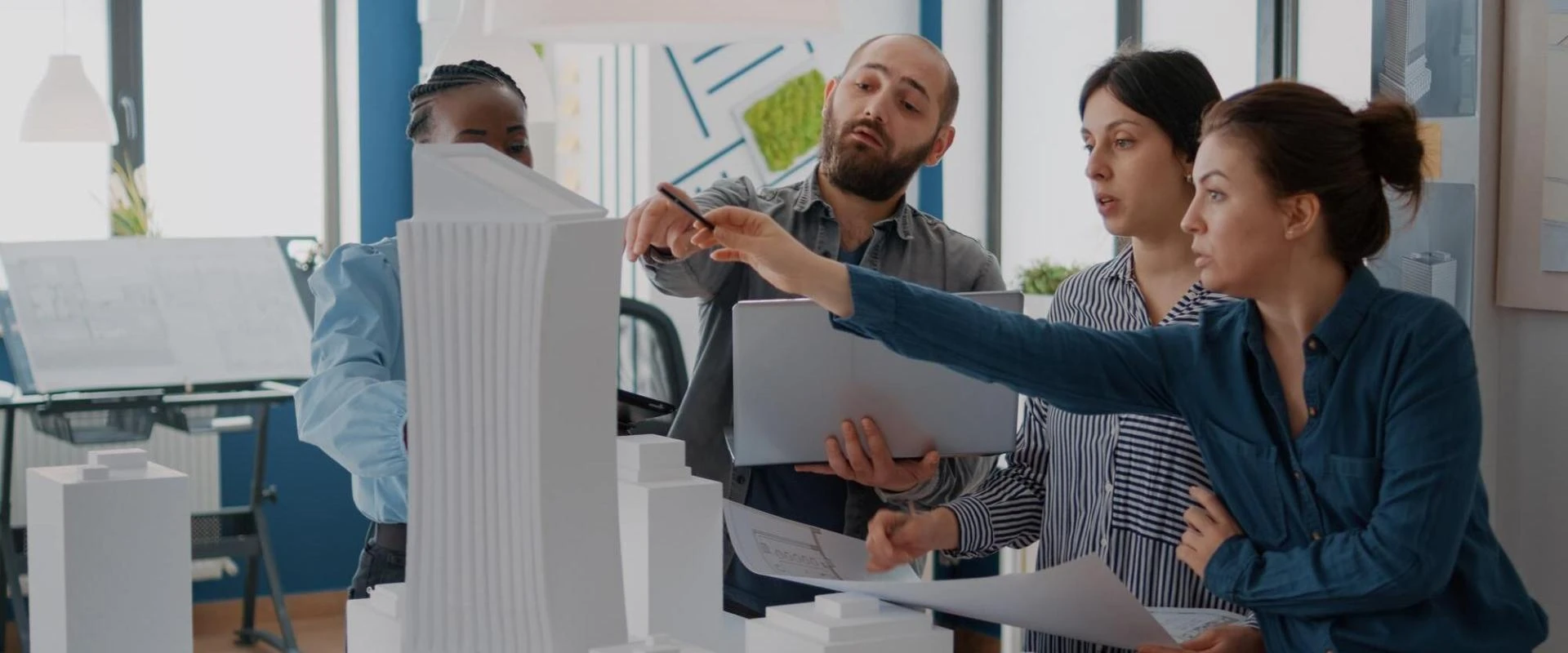 The Value of BIM Management in Modern Construction Practices