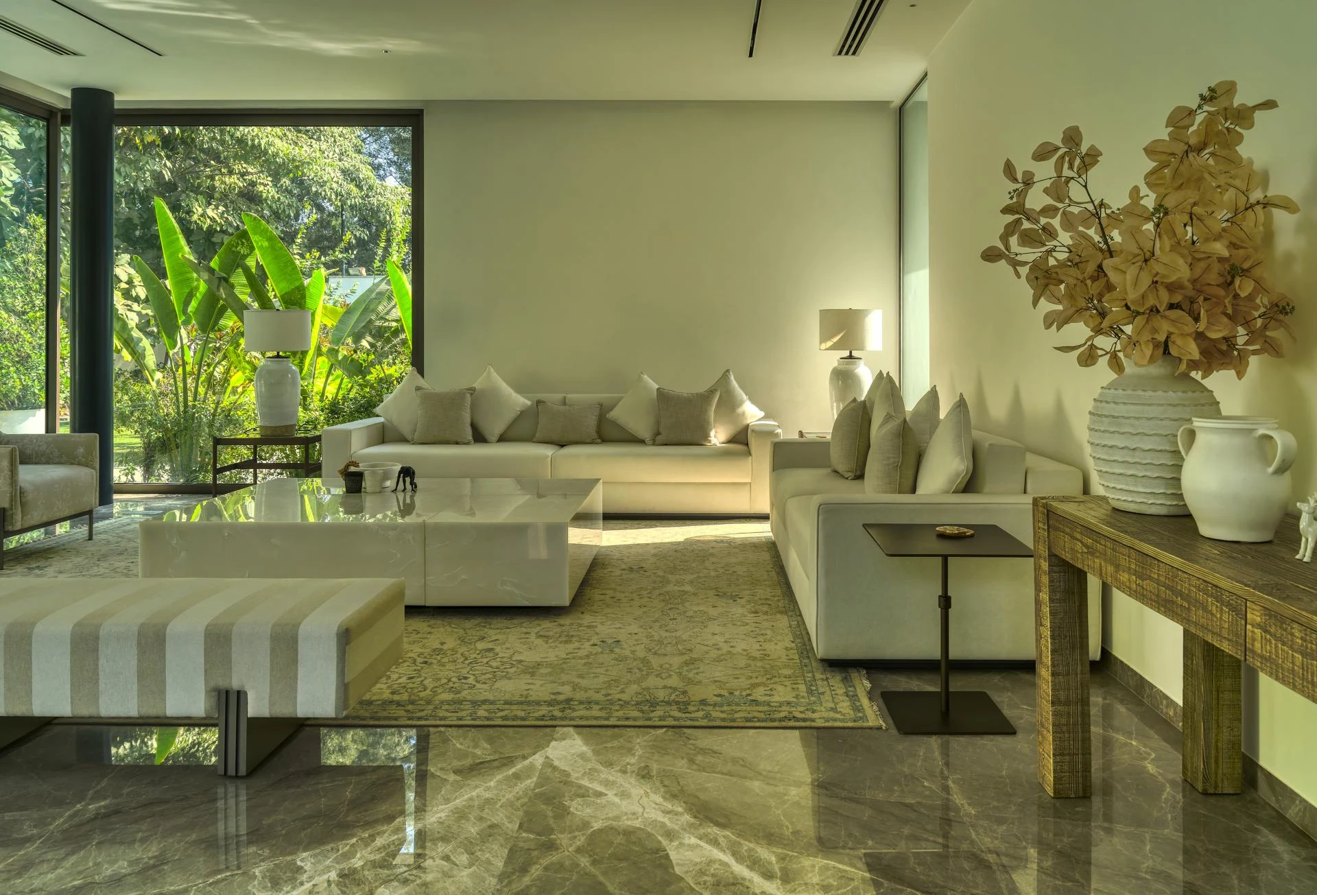 What Homeowners Should Know Before Selecting Aluminium Fenestrations for Their Villa or Renovation Project