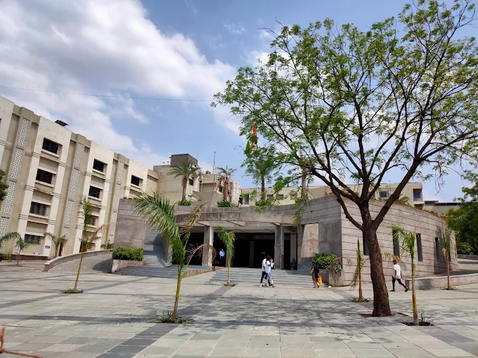 Which is the best multispecialty hospital in Nagpur?