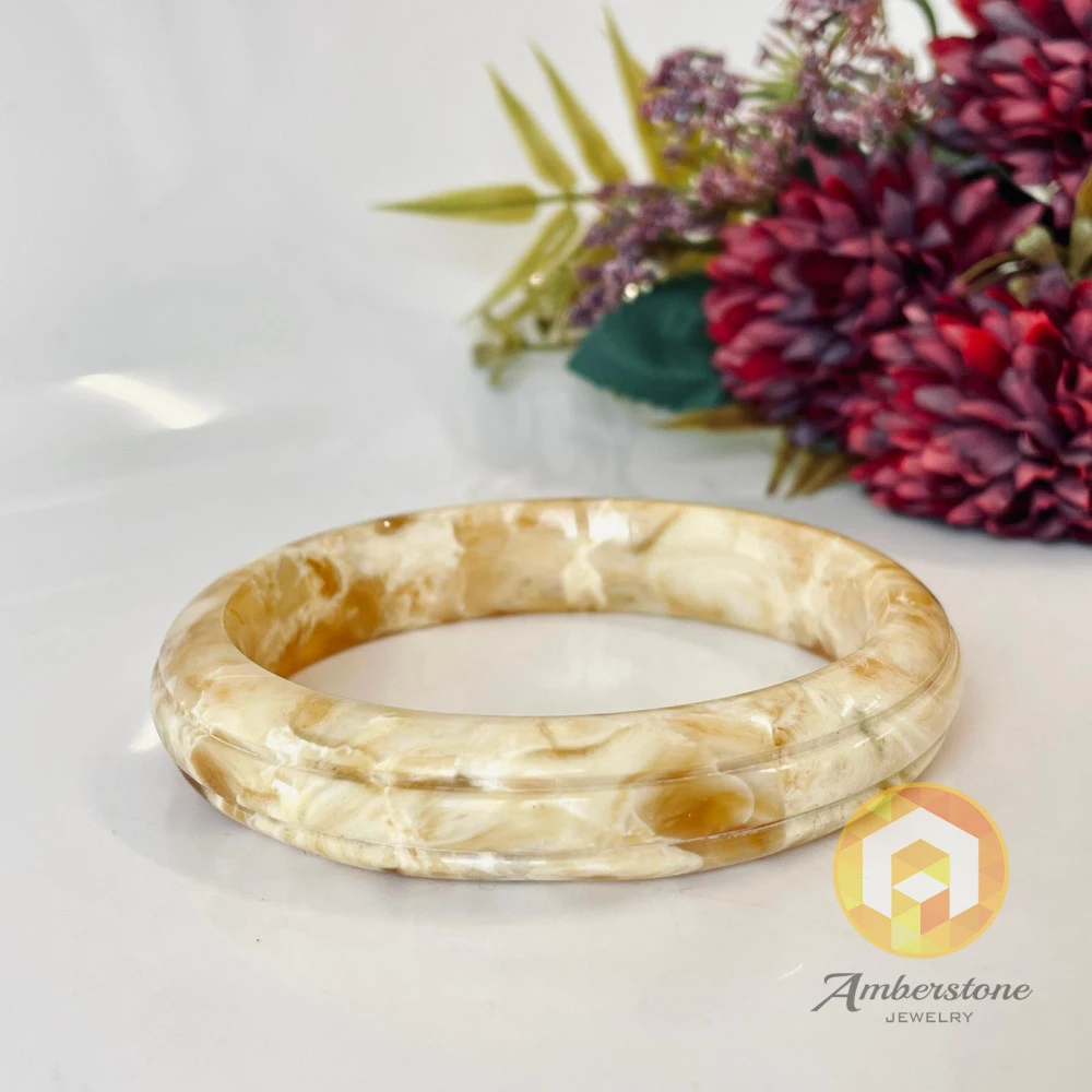White Amber Bracelet: A Beautiful Expression of Natural Elegance