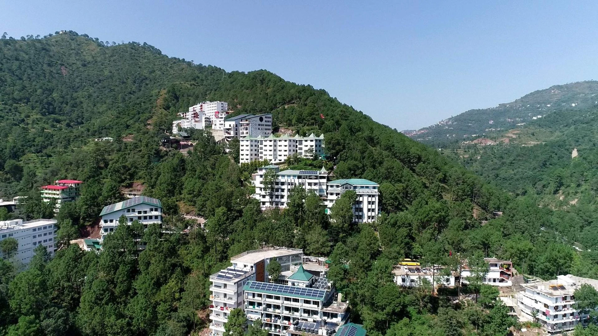 Why Shoolini University Stands Out in Indian Higher Education