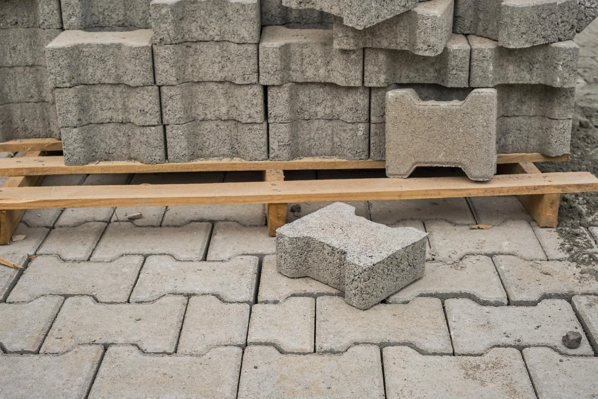 How a Reliable Concrete Block Manufacturer in Mumbai Improves Structural Strength