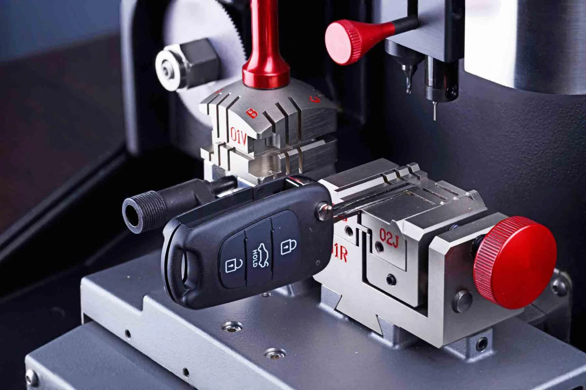 Luxury Car Key Replacement Dubai: Mercedes, BMW, Audi Specialists