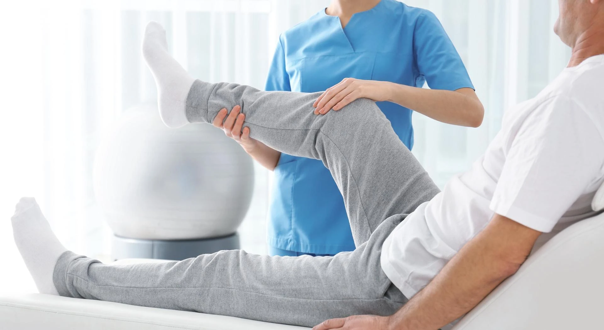 How to Choose the Best Physiotherapy Clinic in Nerul for Pain Relief
