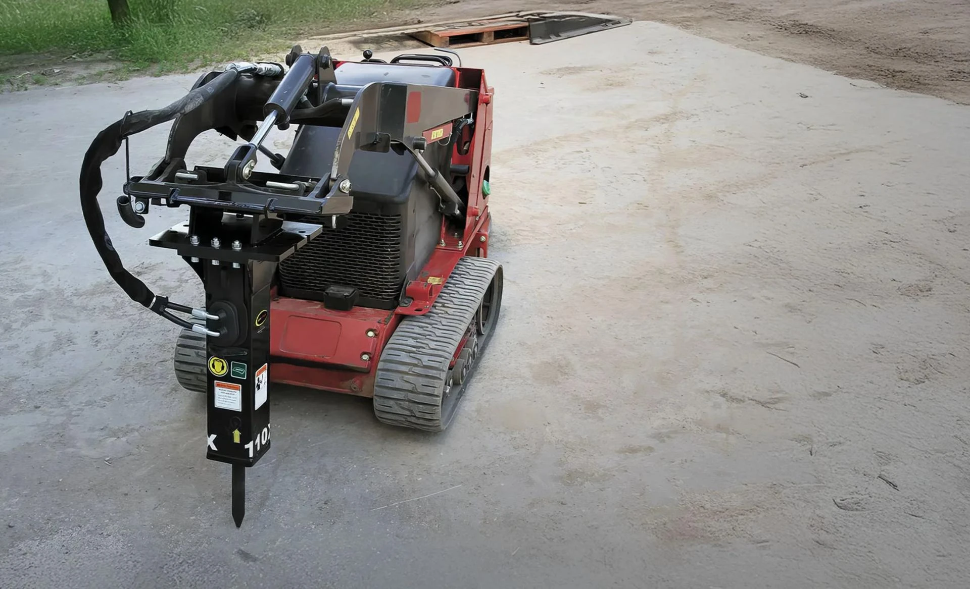 Why Should Contractors Use a Mini Skid Steer Concrete Breaker for Daily Work?