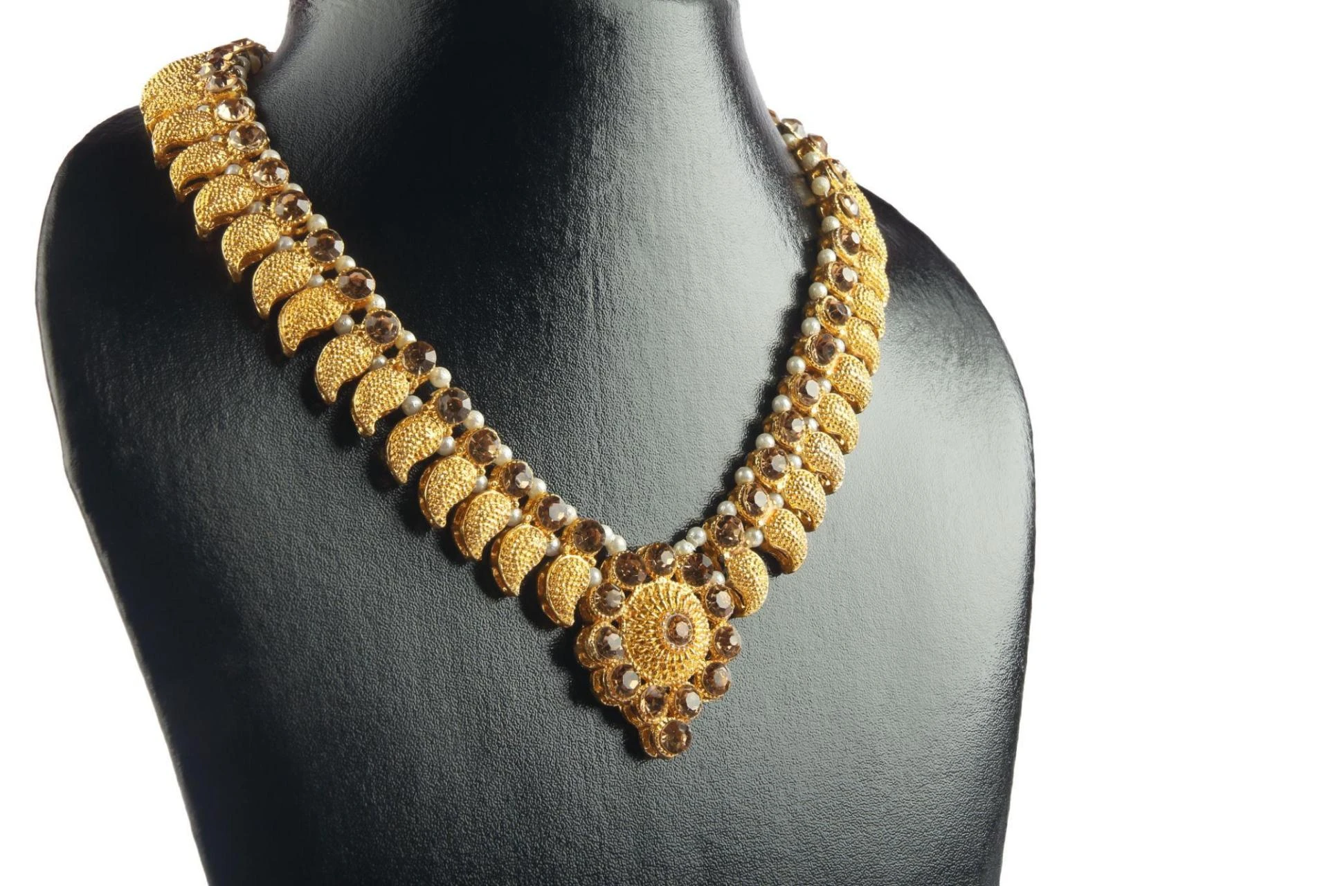 Thushi Necklace - The Pride of Maharashtrian Jewellery Heritage