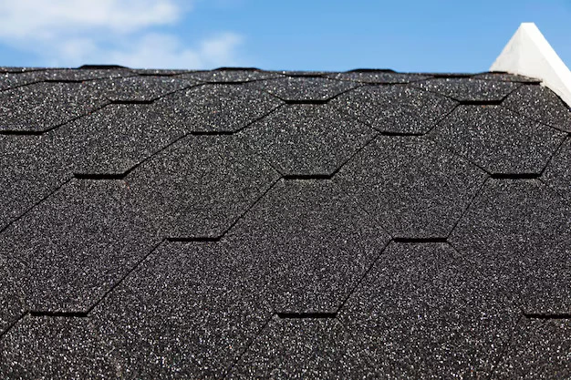 Why Do We Add Gravel to Flat Roofs?