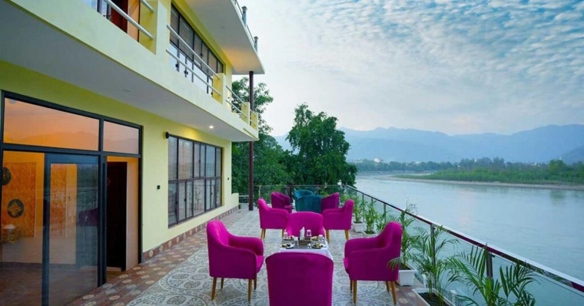Resort in Rishikesh for a Relaxing Family Vacation