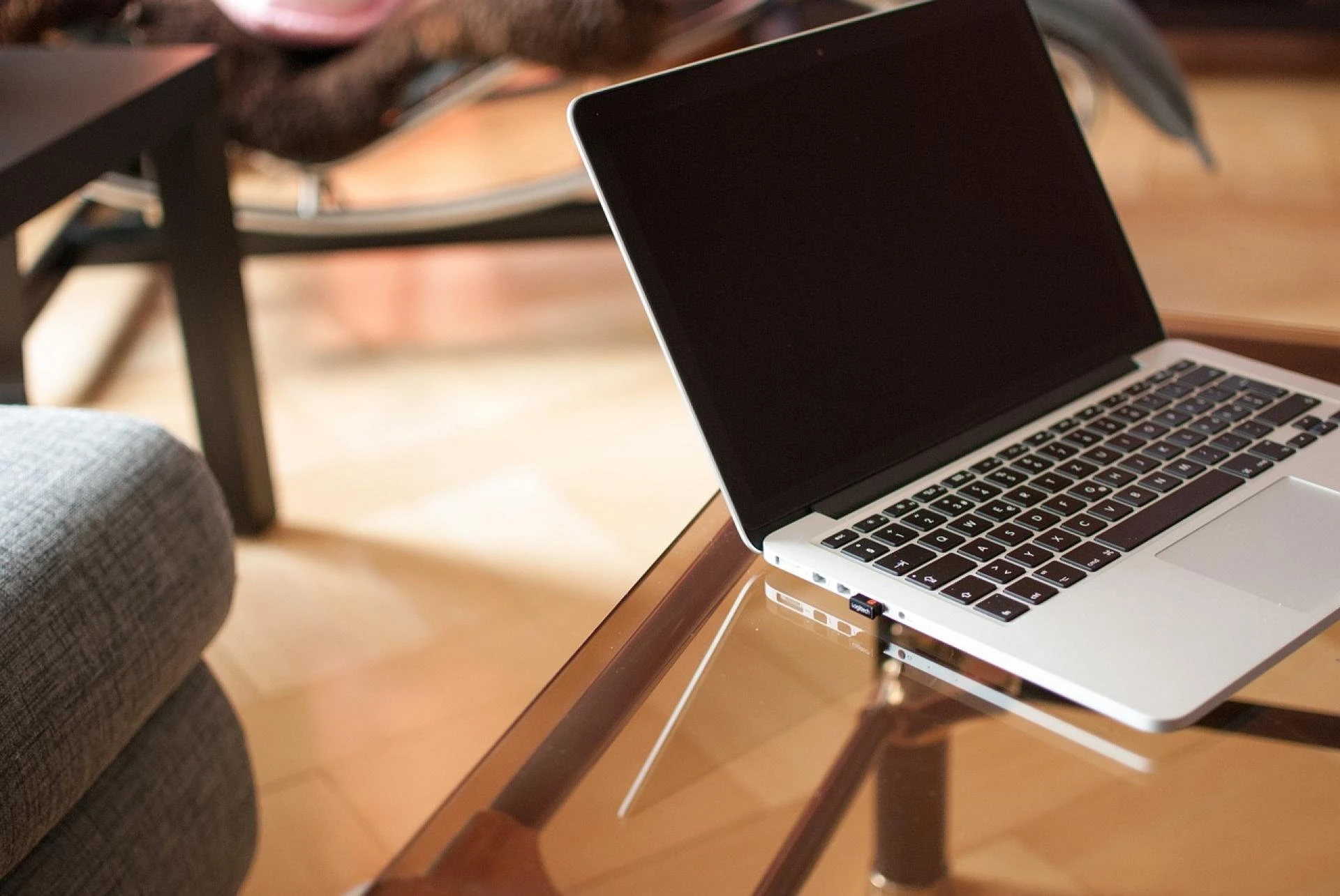 8 Best Laptop Buying Rules for Students and Professionals