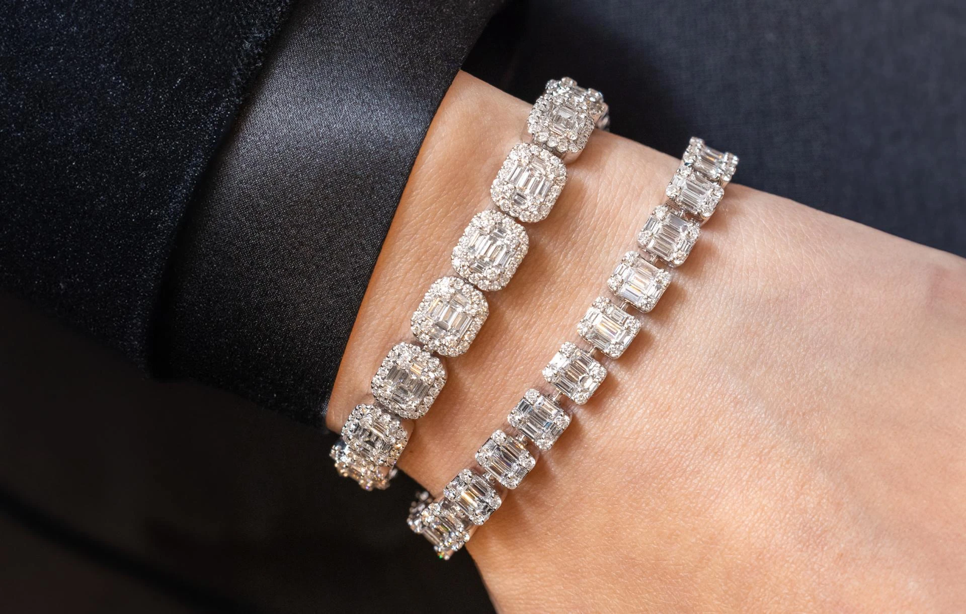 Moissanite Tennis Bracelet vs Diamond Tennis Bracelet: Which Is Better?