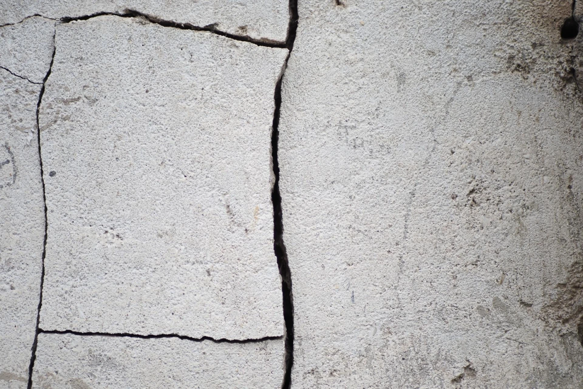 How Caulking Enhances Structural Durability Beyond Just Crack Repair in Sydney Concrete