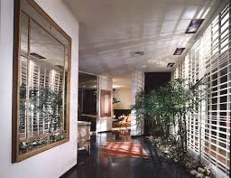 How Beverly Hills Interior Designers Balance Opulence With Comfort