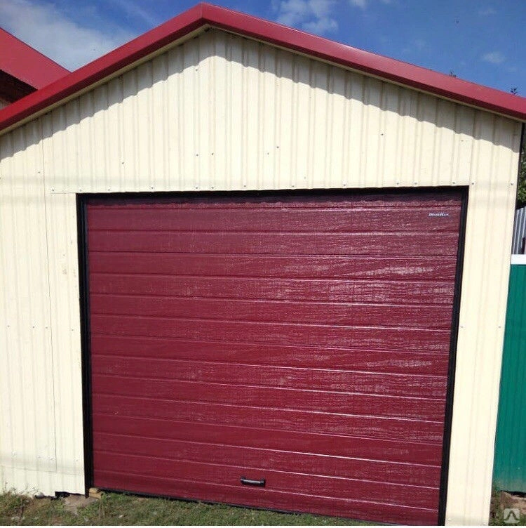 Residential Garage Doors Howell MI: Quality, Style, and Security for Your Home