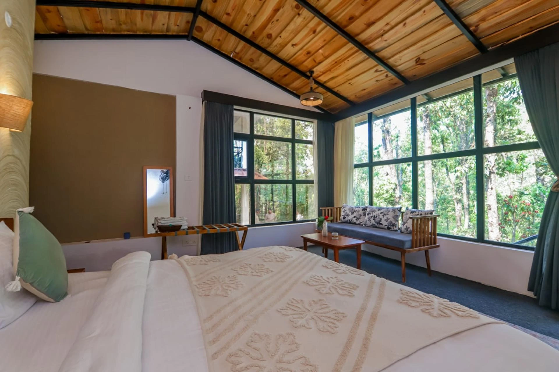 Hotels in Mukteshwar: Your Complete Guide to a Peaceful Himalayan Escape