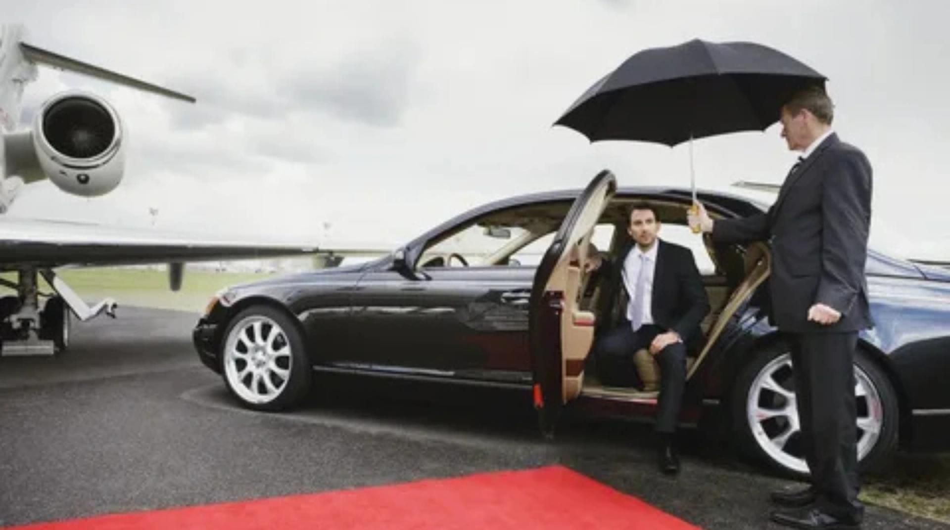Ayr Limo Service for Reliable Luxury Airport Transfers