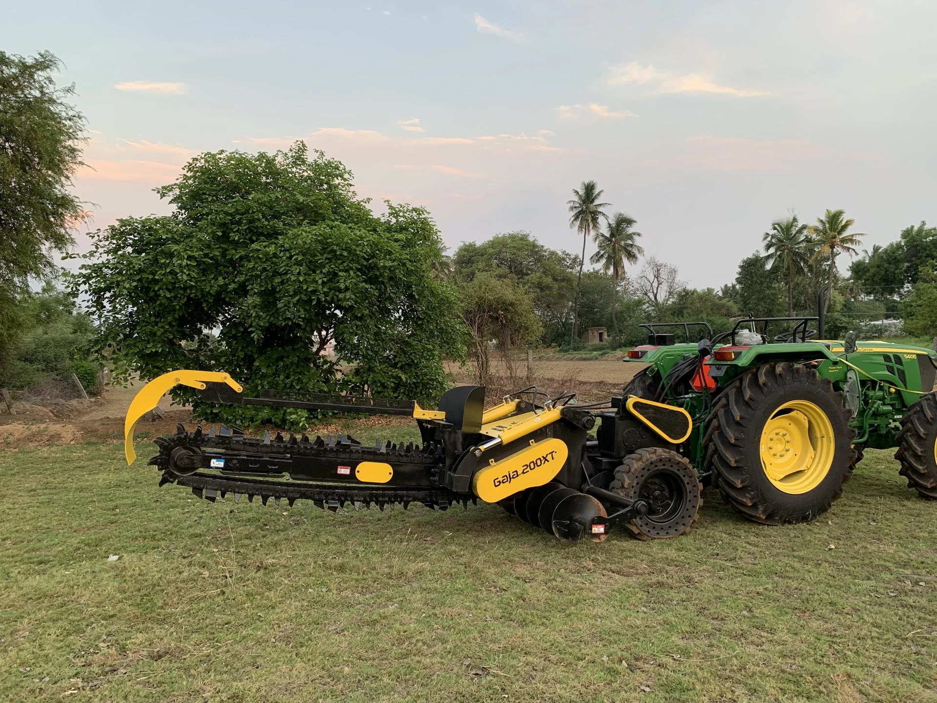 Earth-Cutting Equipment for Fast and Precise Underground Infrastructure Work