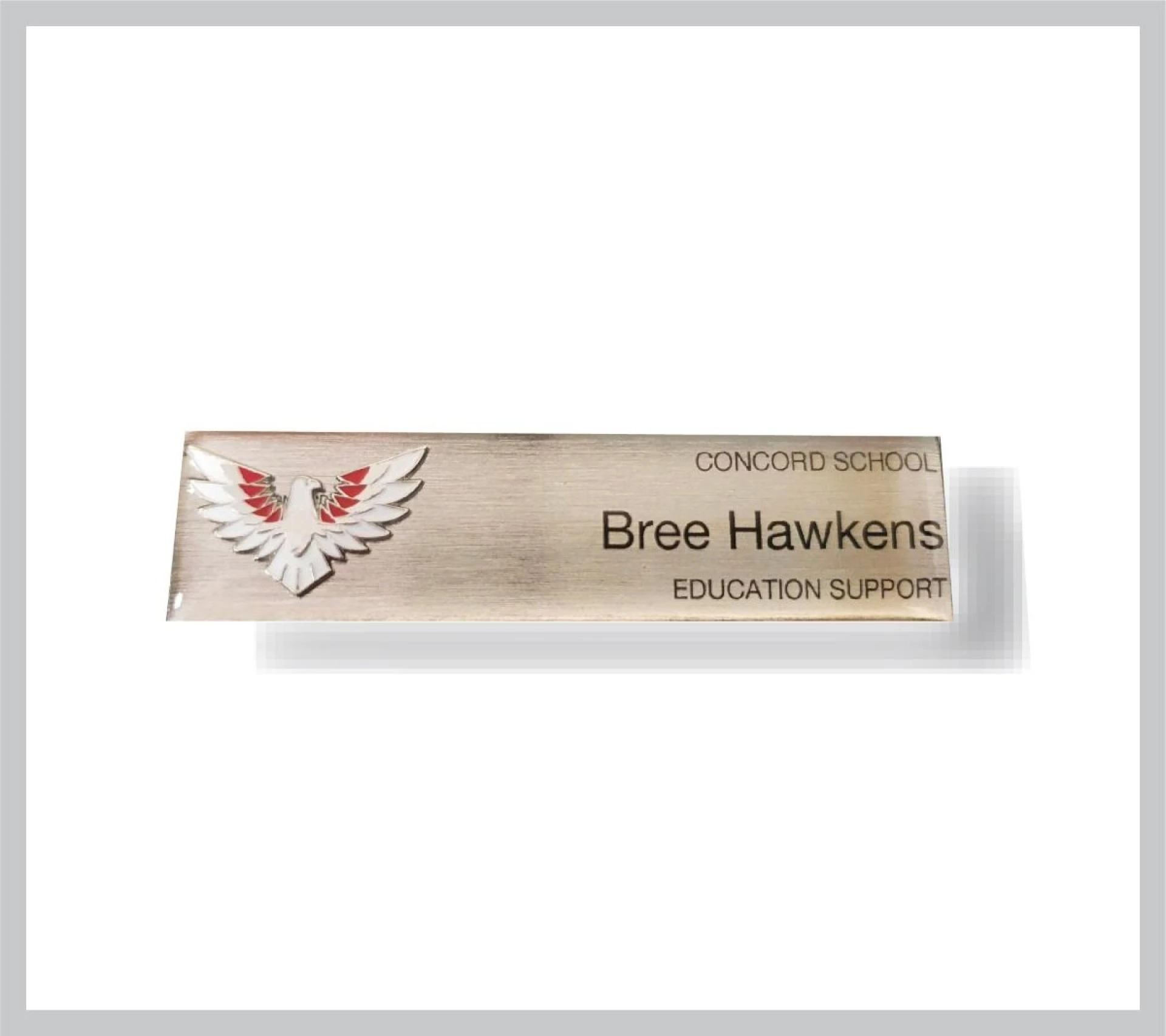 The Benefits of Magnetic Name Badges Over Traditional Pin Fastenings