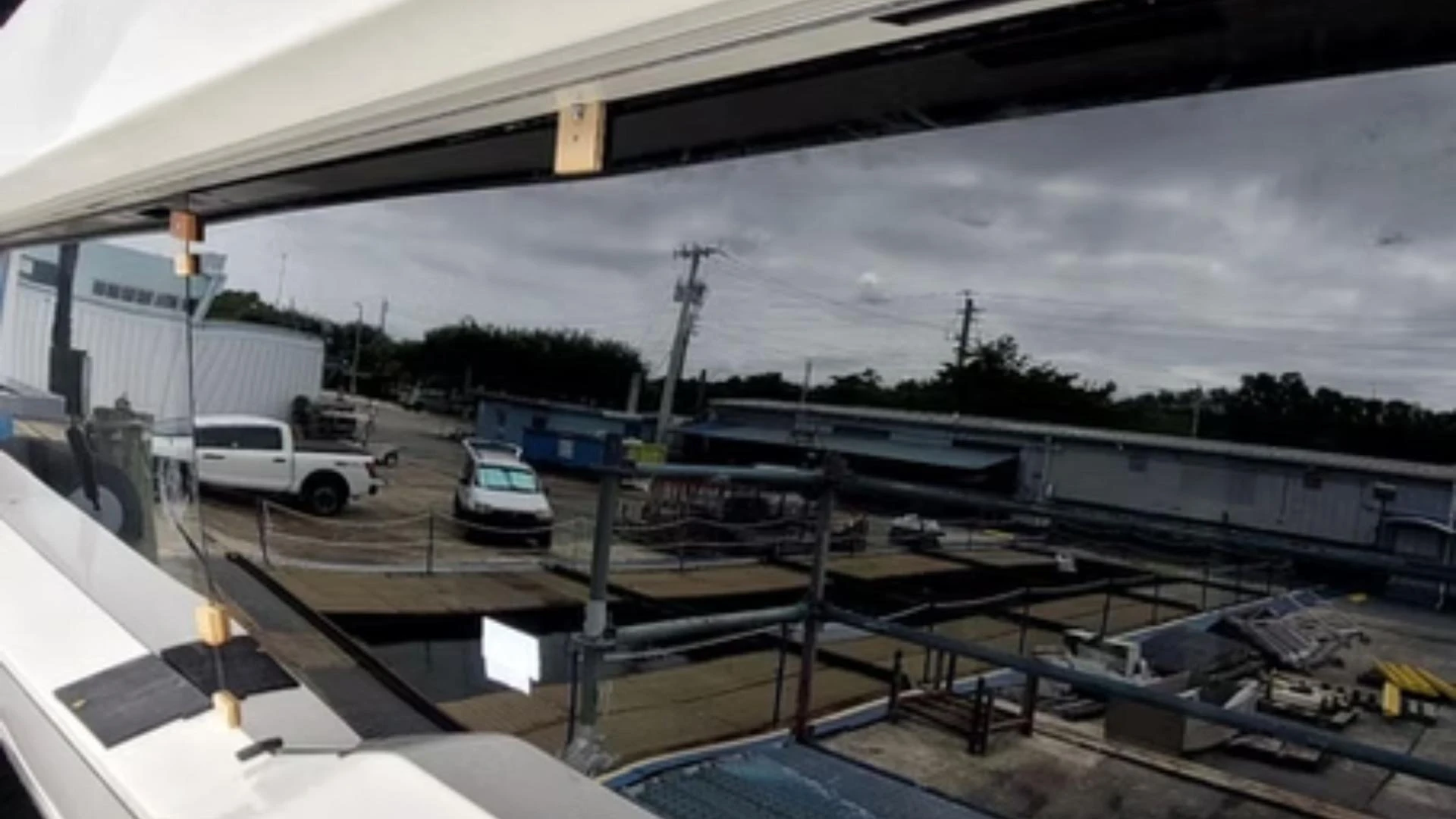 How Mobile Marine Boat Glass Repair in Fort Lauderdale Worth It for Yacht and Boat Owners?
