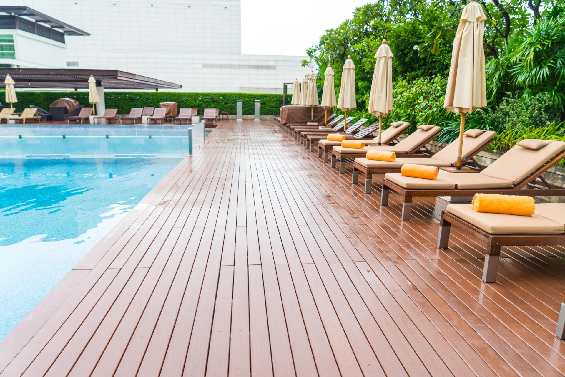 Benefits of Using WPC for Pool Decking