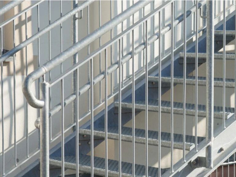How Commercial Steel Stairs Installers Improve Building Safety?