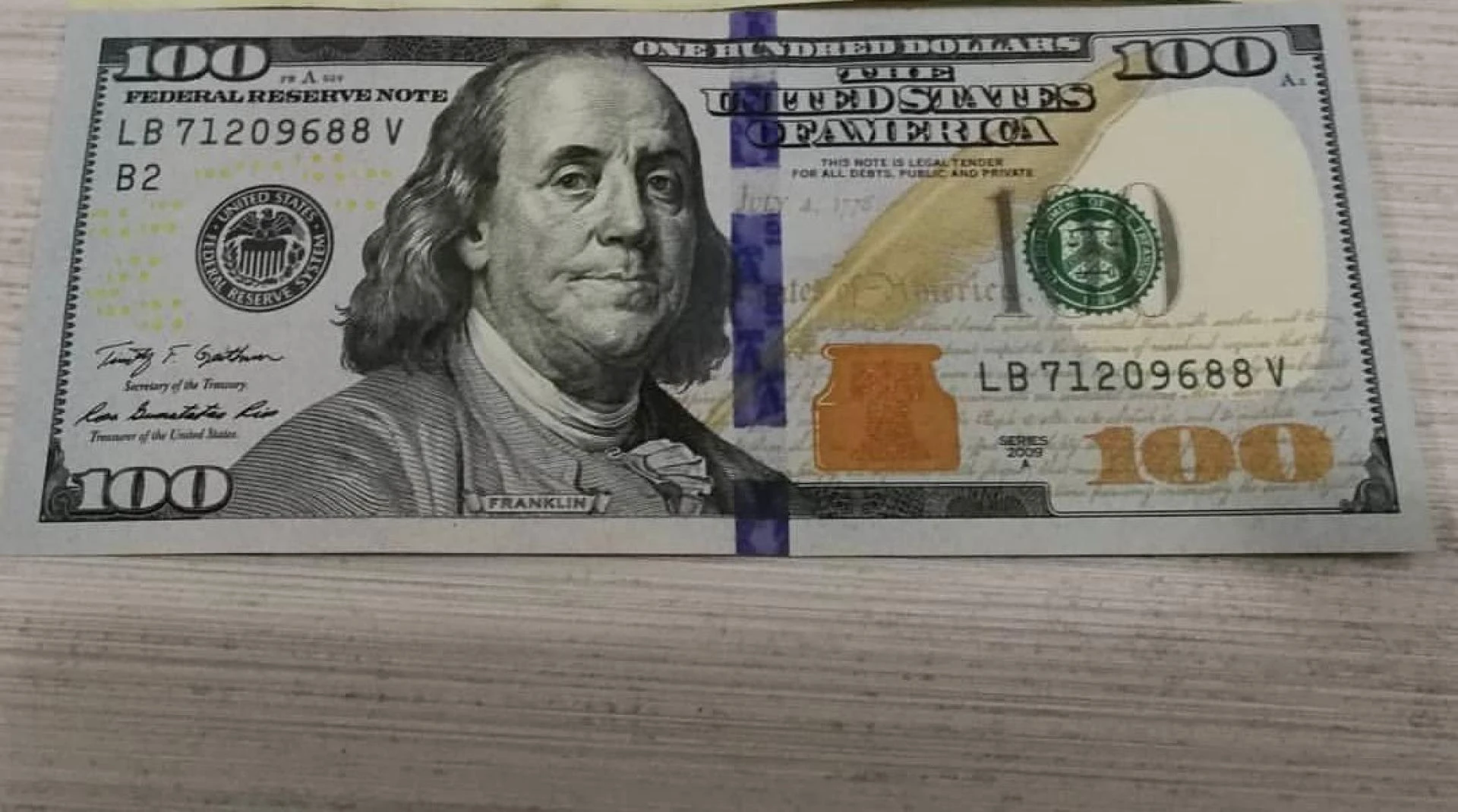 Step-by-Step Guide to Identifying a Fake 100 Dollar Bill