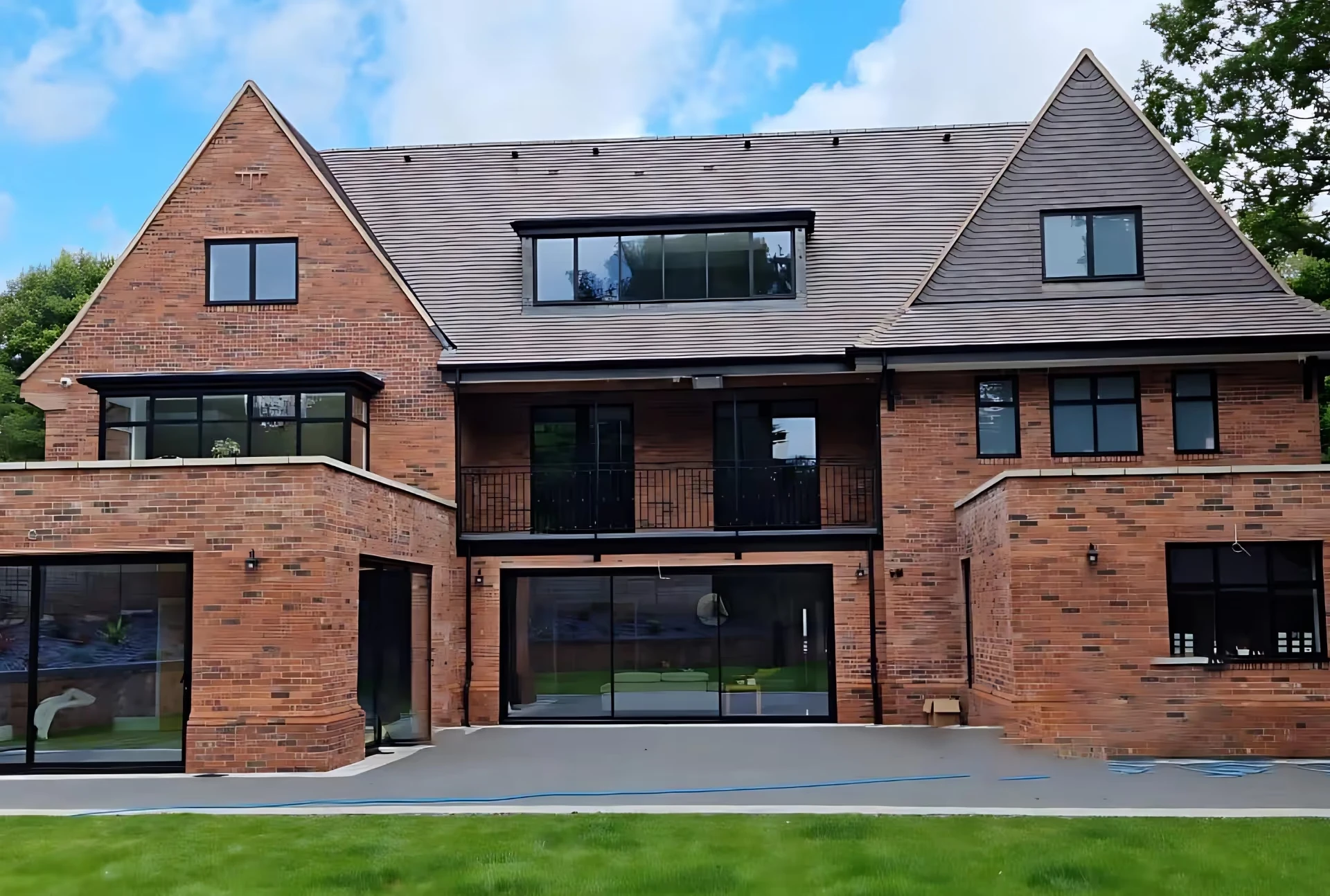 Why Bath Architects Specify Tilt and Turn Windows?