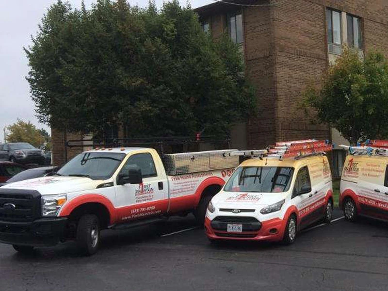 7 Benefits of Commercial Fleet Wraps for Raleigh Service Businesses