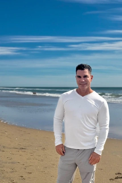 John Spencer Ellis Helps Men Over 40 Shortcut Their Way to Looking Younger and Living Longer