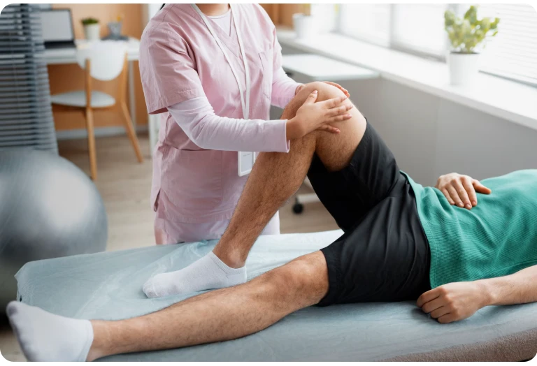 The Specialist’s Guide to Knee Pain Treatment: Finding Long-Term Relief