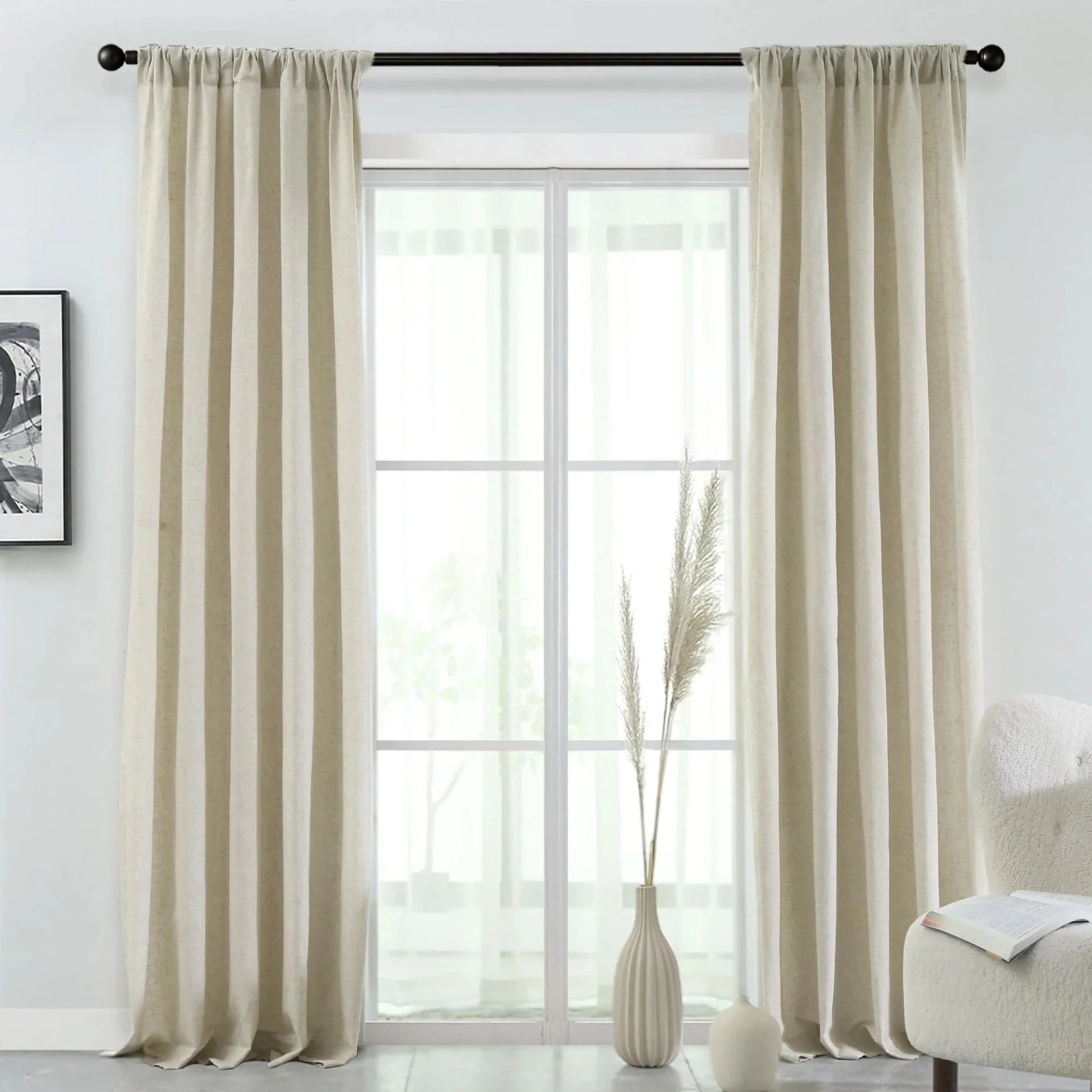 How to Make Small Rooms Look Bigger with the Right Curtains