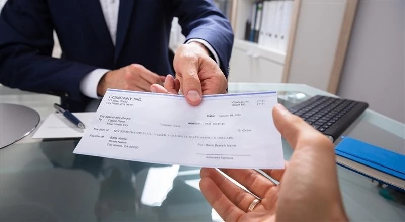 5 Biggest Mistakes to Avoid When Choosing a Lawyer for Cheque Bounce Cases