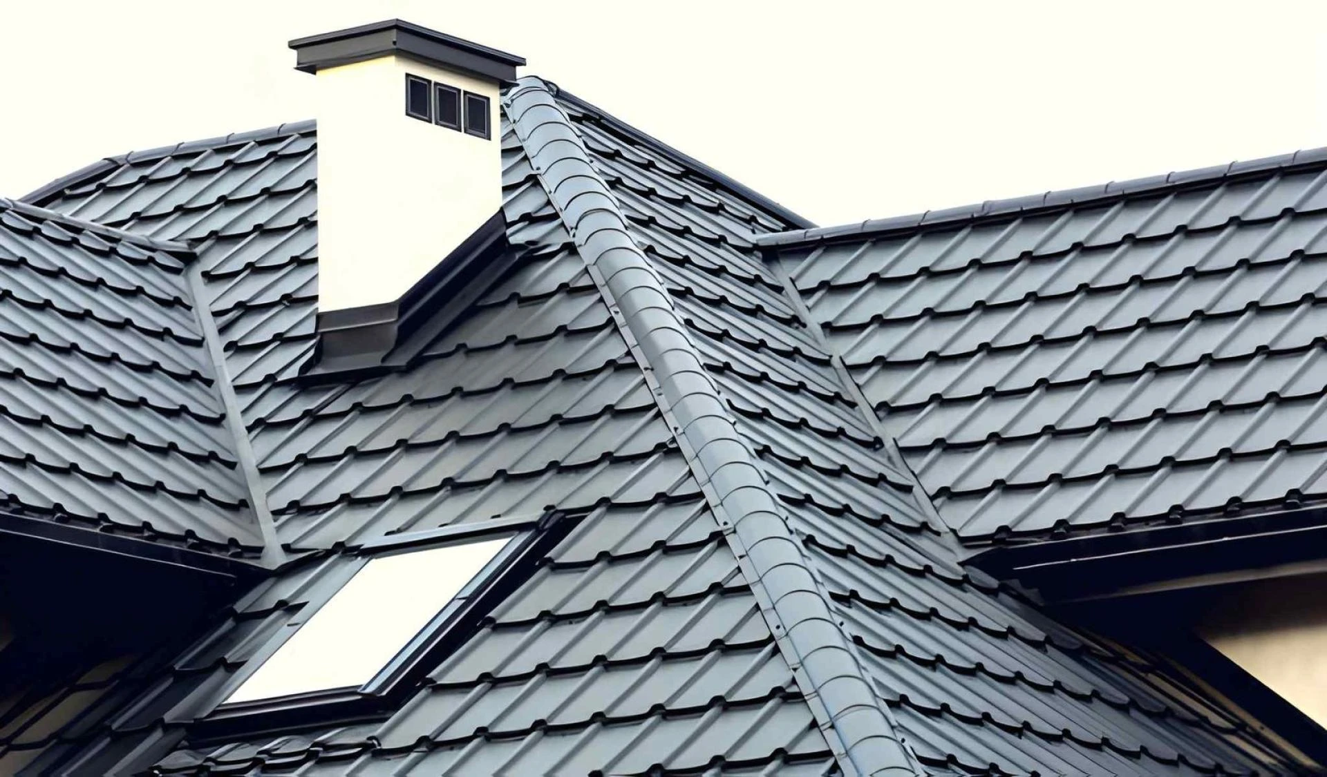 Why You Should Choose a Residential Roofing Professional for Your Metal Roof Replacement