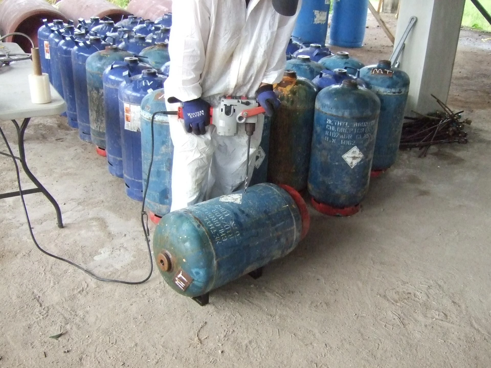 Choosing the Right Gas Cylinder Disposal Company for Advanced Safety and Compliance