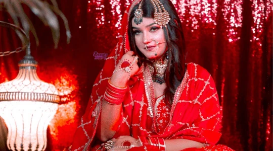 Are You Ready to Glow Up: Journey with the Best Makeup Artist in Varanasi