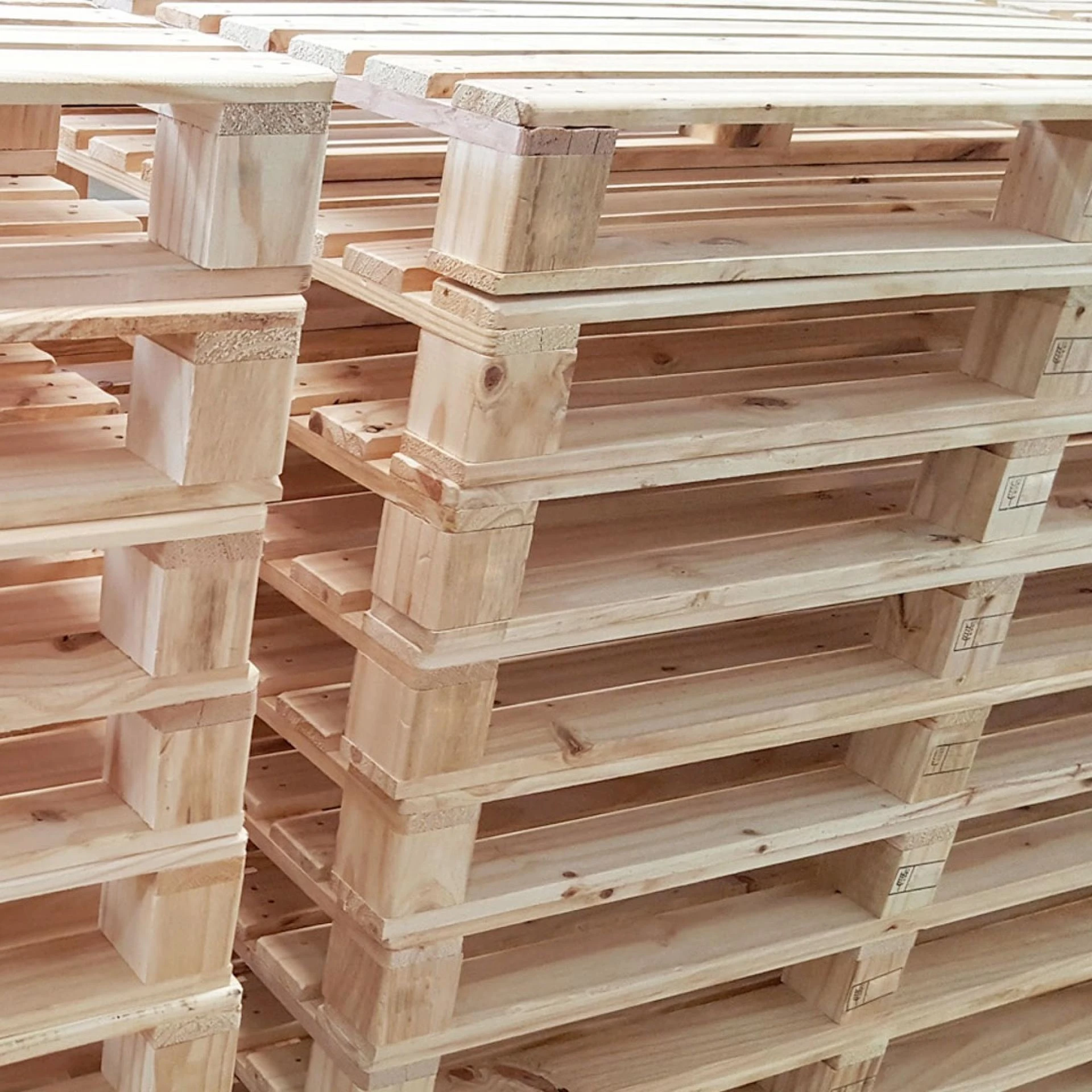 Sustainable Logistics: The Role of Top-Rated Pallet Services in Dublin